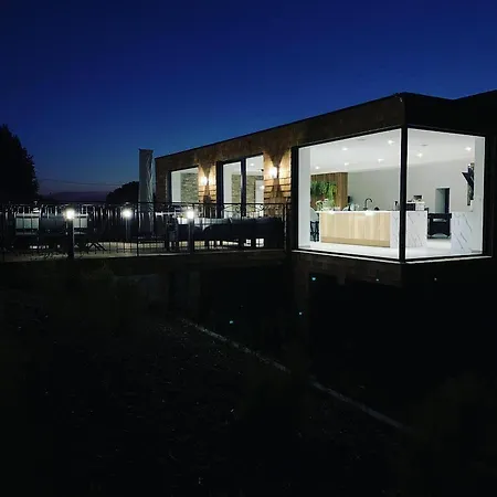 La Cachette Dans Le Verger * Foy-Notre-Dame